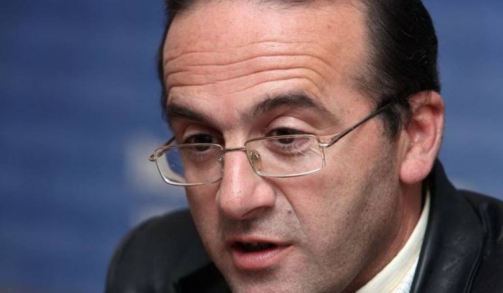 642c70b187e3d663a4f62709e6b3c3ca