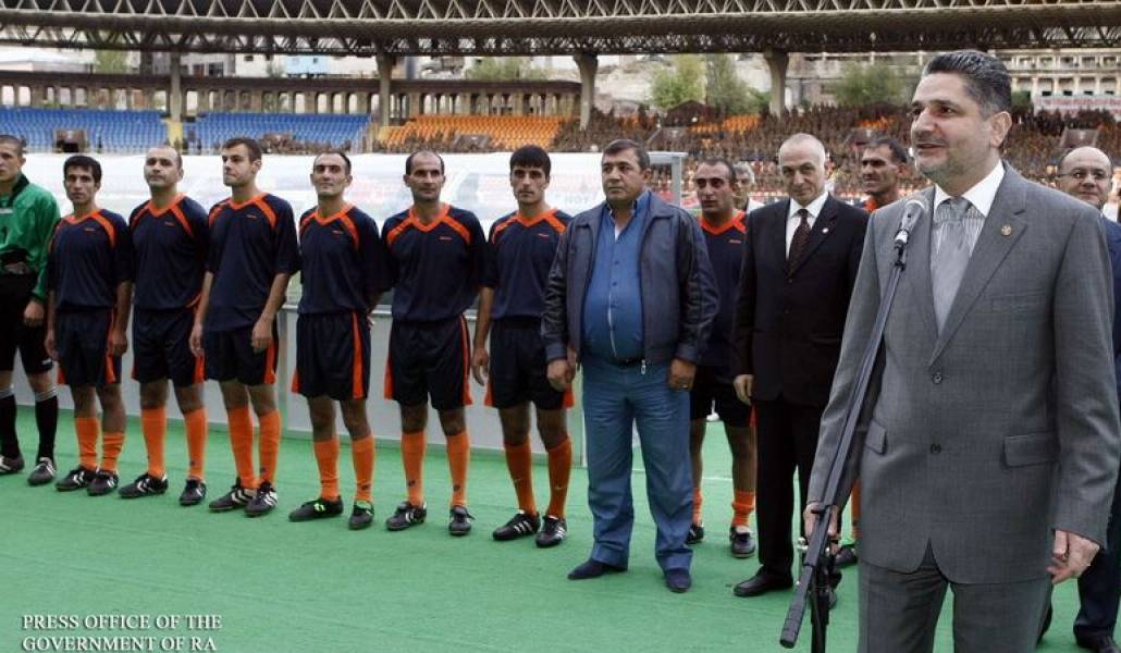 4de03fa11b5b0251eeeefcd14ee11a38