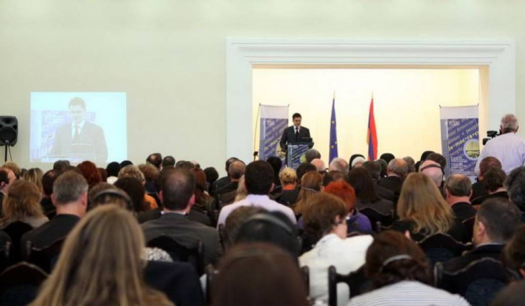 8850eee8b1c1b5fe555e0867eb26e70d