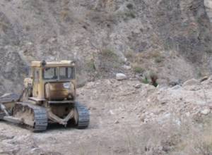 Поставлена бурильная установка