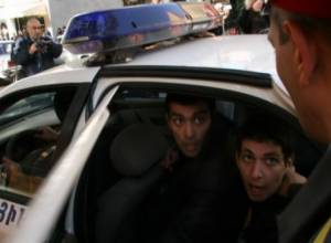 Молодые люди подверглись приводу