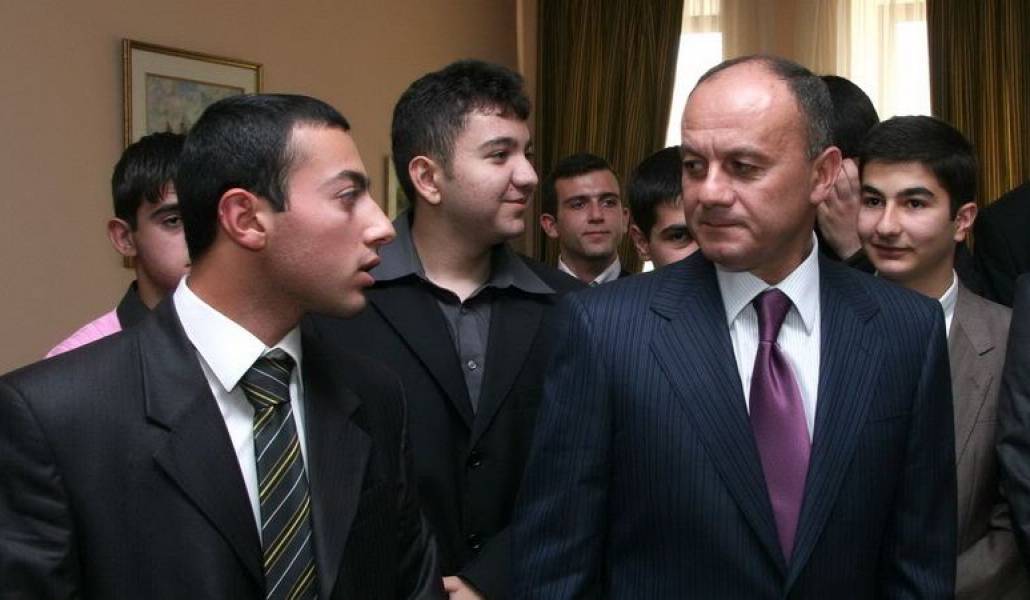 3754a85e3b19f79bfe08e687c806be83