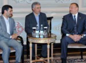 Ахмадинеджад встретился  с Алиевым