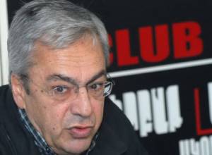 «Наши олигархи – продавцы бананов»