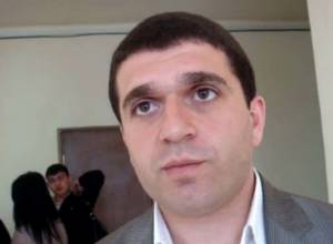 Полиция против активистов АНК