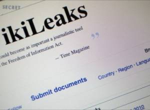Арестован основательWikiLeaks