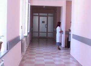 В больницы доставлены девять детей