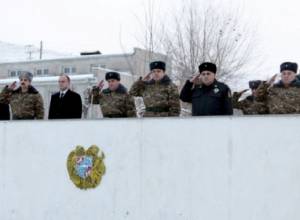 Министр посетил воинскую часть