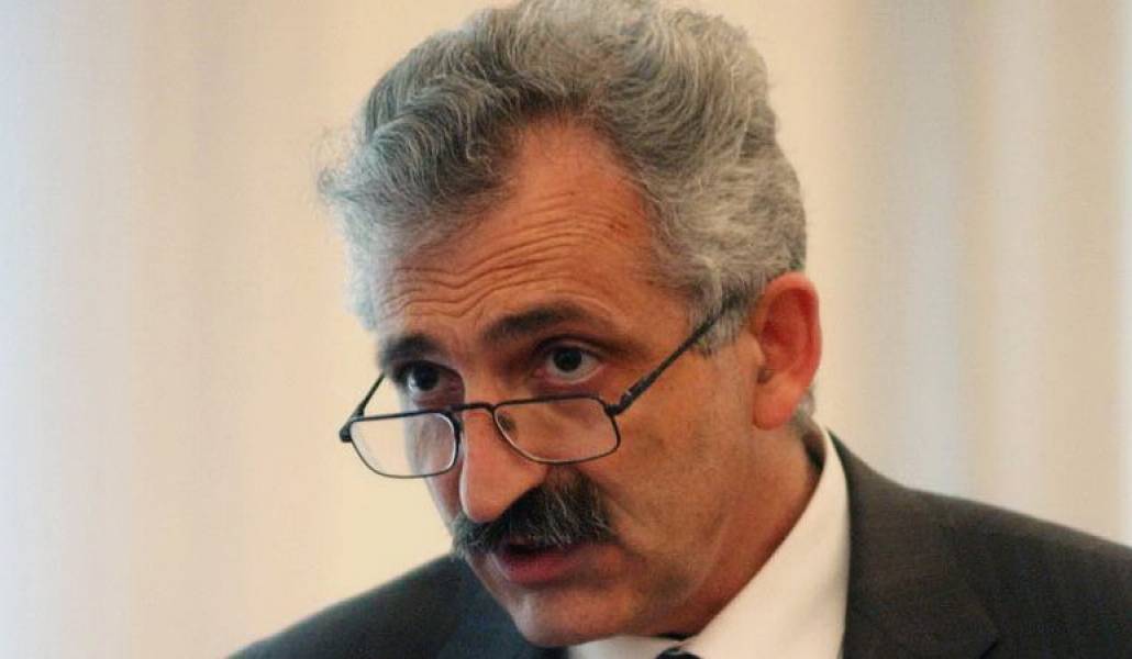 9c32d161695d91b03a47d80a99ebfb4b