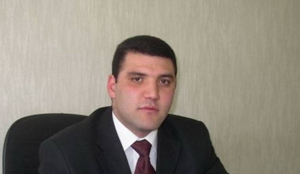 a4ff9e105aa15eced039177930ef38b3