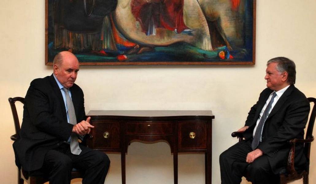 dc713c27f734152e7dfab042f8ad5317