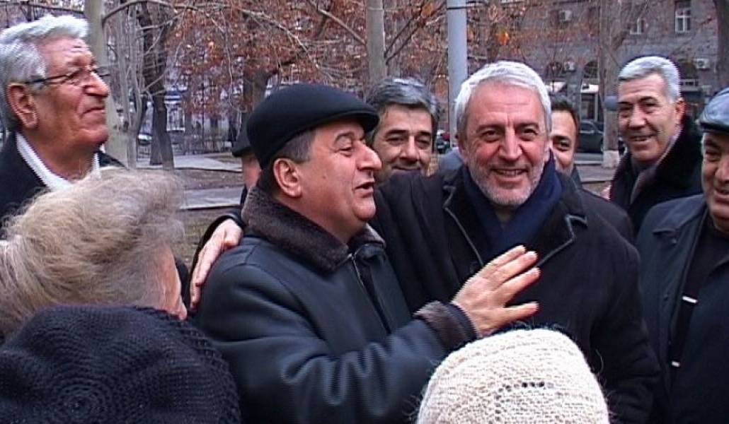 7b9dd5568a34eb663d0eaca023e11e9e