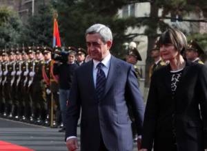 Простились с Мишелин Кальми-Рей