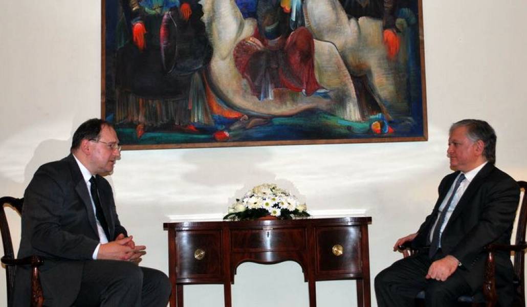 3b97ef4fc127423b133bc15f76a63ce9