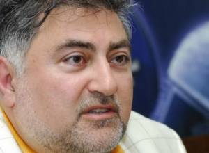 Признание Ара Папяна