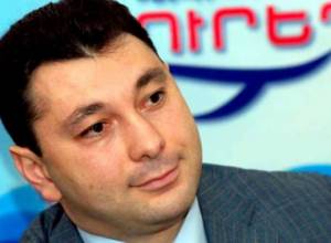 А власти очень плохие?