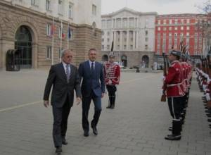 Посол вручил свои верительные грамоты