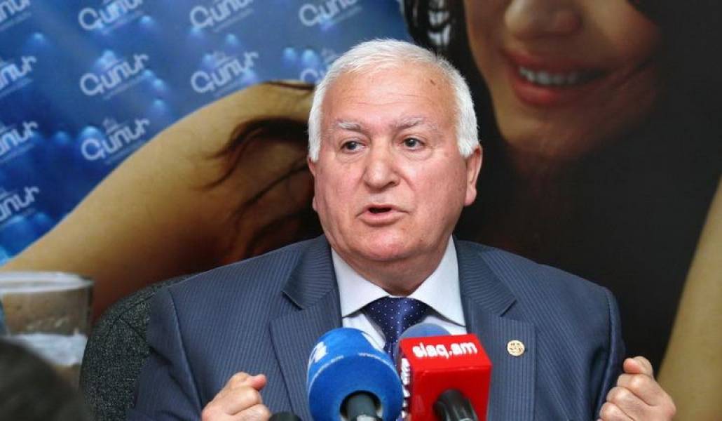 f7492d1aceaca6af2e3f17a17d99d86a