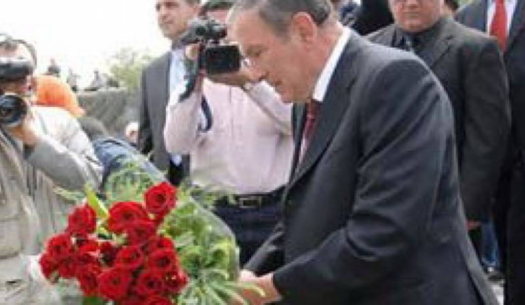 ea98d16b1339e6a2b3065ea90c0ed1f1