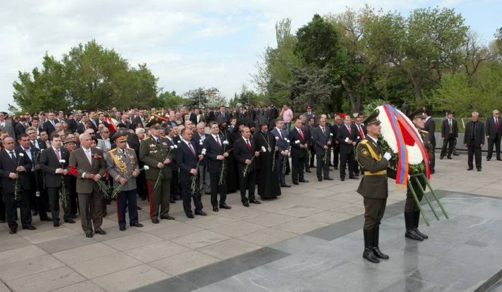 2413c8cf8a5dab1743d00c6ba7a795d4