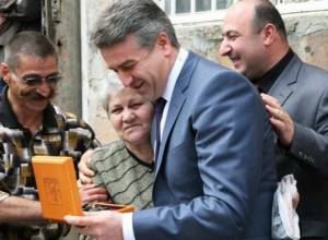 12 сыновей в память 12 погибших боевых друзей