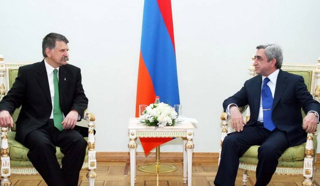 69f3168f11422545a04453658b54391b