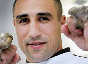 Абрахам вручит подарки