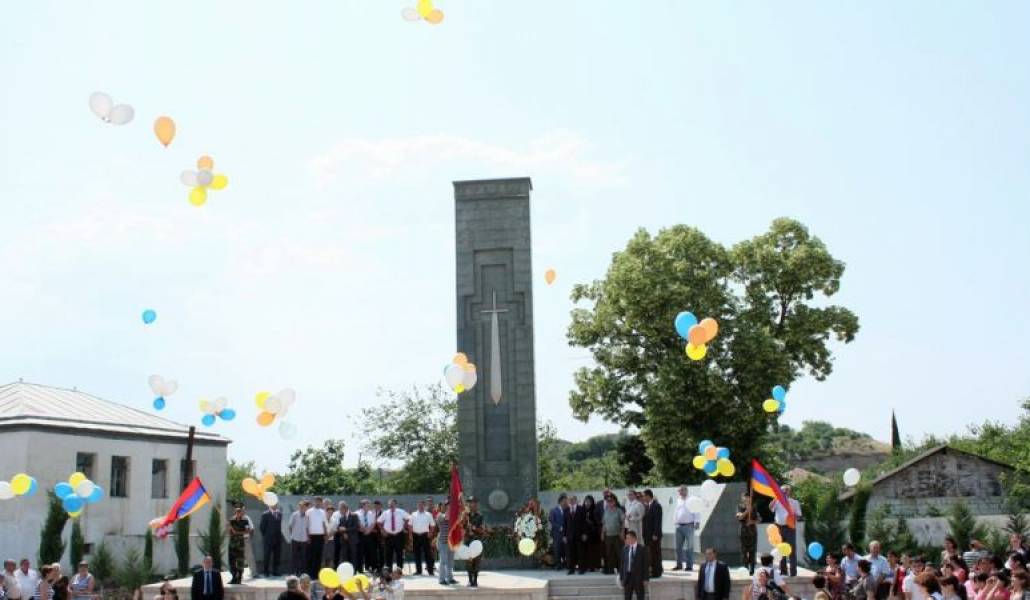 b4c30423b706addbf5db04e31f10ecd0