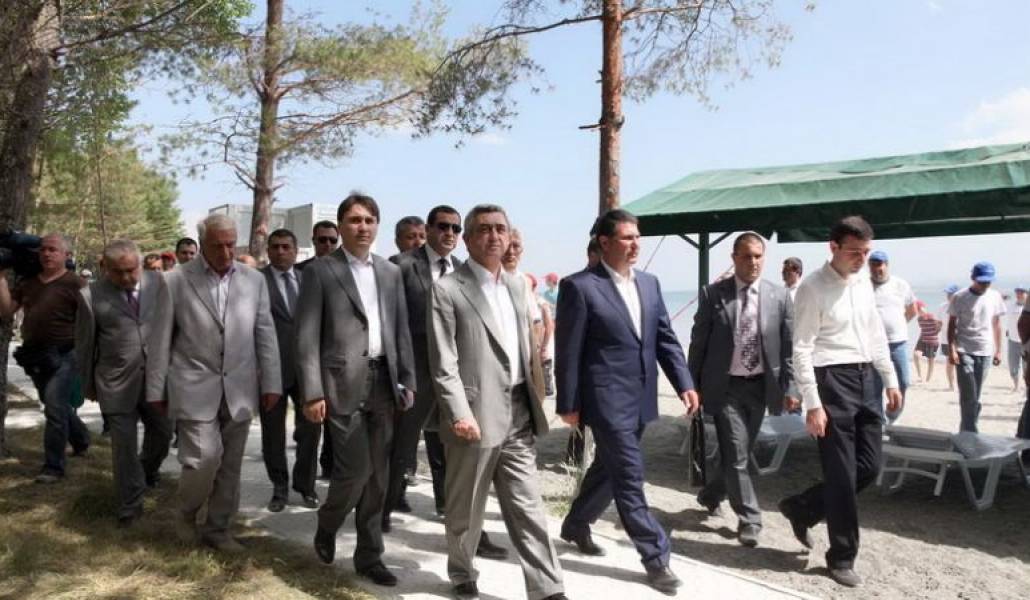 14e01ab4916b5368fc9701ecef8eee66