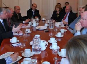 Министр ИД из Дублина отправился в Вену