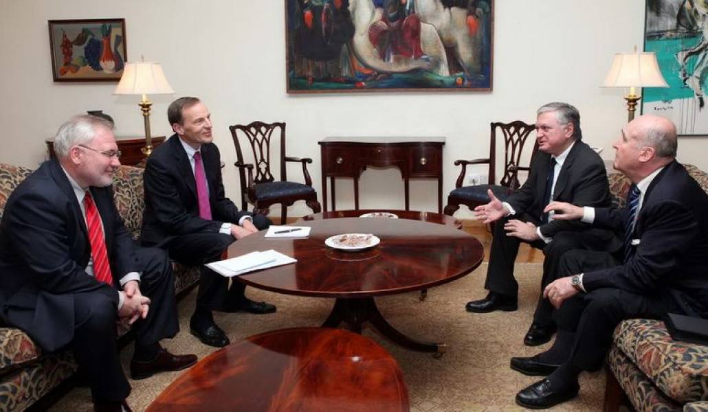 23e61e2ee0ebefe9e37f26be2ddd08f0