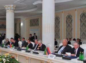 В Душанбе обсуждались документы