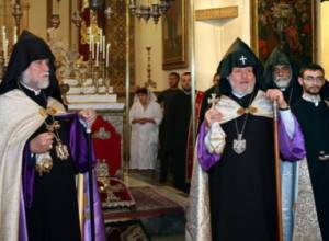 Два католикоса помолились вместе