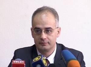 Тер-Петросян с Саргсяном за стол не сядет