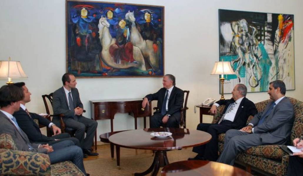 1071bc763aa19d0e3ef010c62108f552