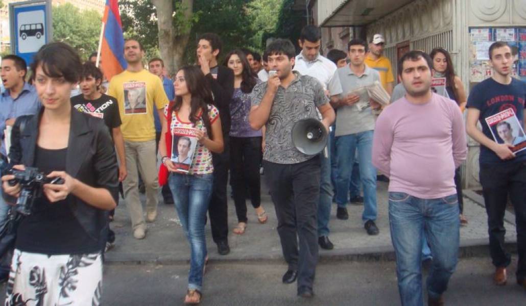 6f6db74a8b5a783f4ed485348129a886