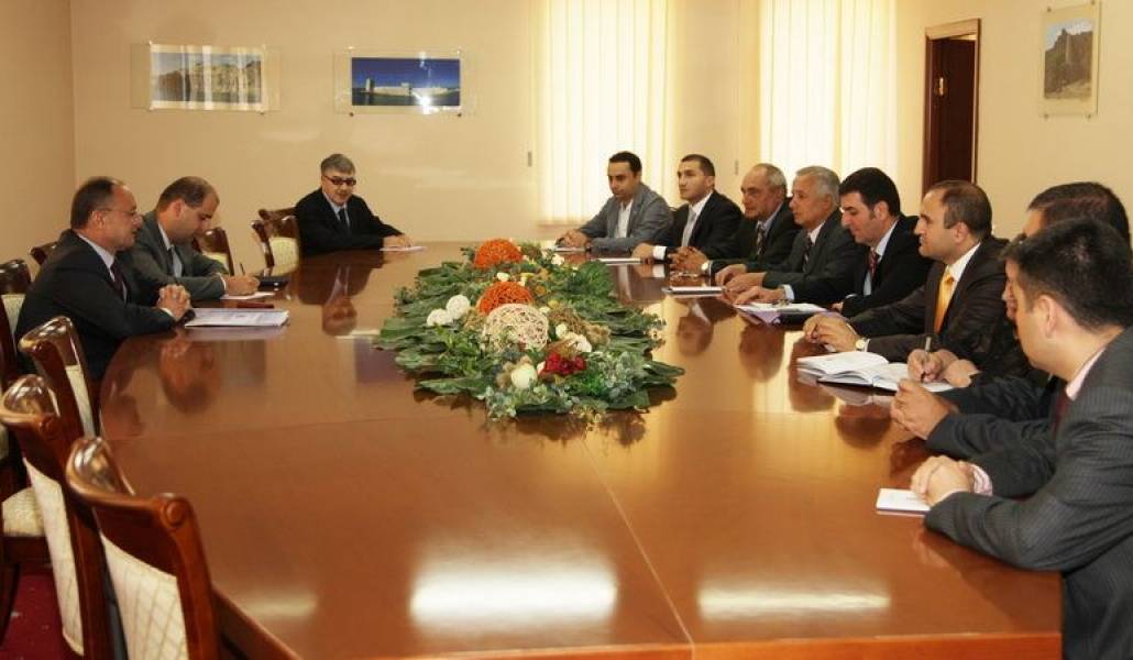 737182def49f45be09652c831b23c6d0