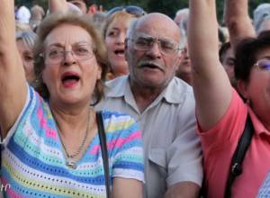 Пешком дошли до площади Свободы