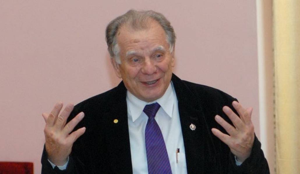 71d8d318957e6bf5b882e6a5ae83512c