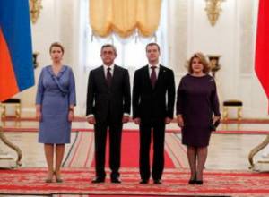 Переговоры между Саргсяном и Медведевым