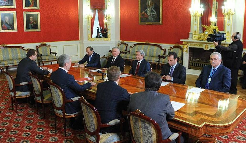 4b805784bdc3cf5c4d6f5db20c119413