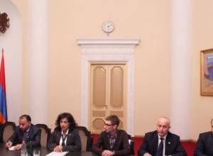 Ассирийцы обратились к Саркисяну