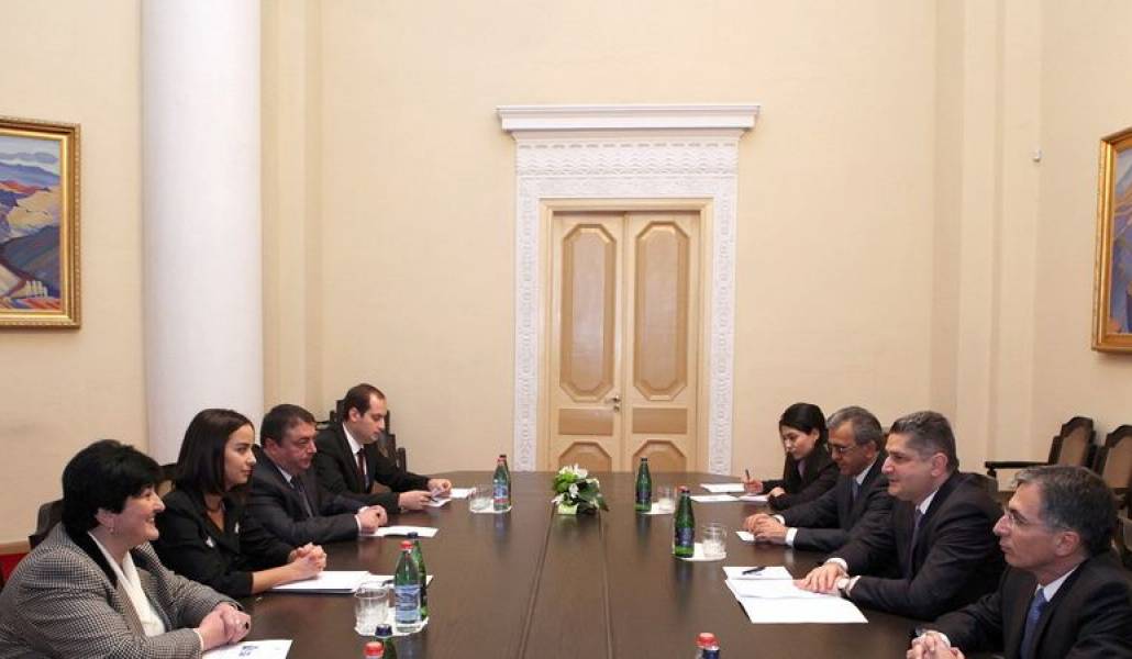 7978453175e01d6128508be1c18ed2d0