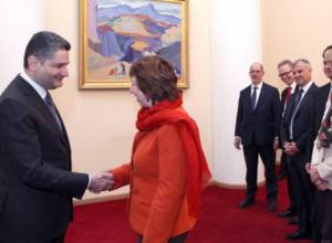 Премьер-министр встретился с Эштон