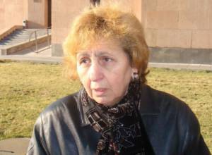 Провела ночь под открытым небом