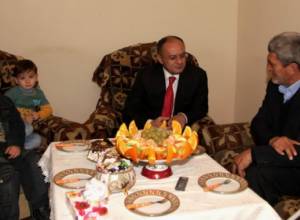 Сейран Оганян посетил бойцов-инвалидов