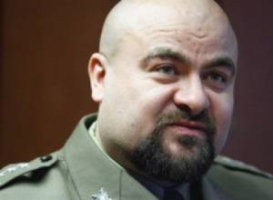 Попытка самоубийства на пресс-конференции