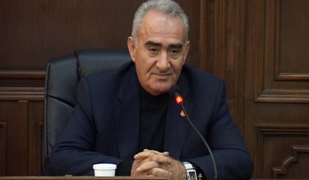 f40f66e68b8751623792cd1ba886c239