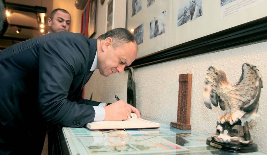 b622266778067403feb5066ede48587d