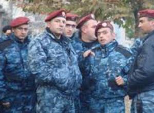 Красные береты - в школе